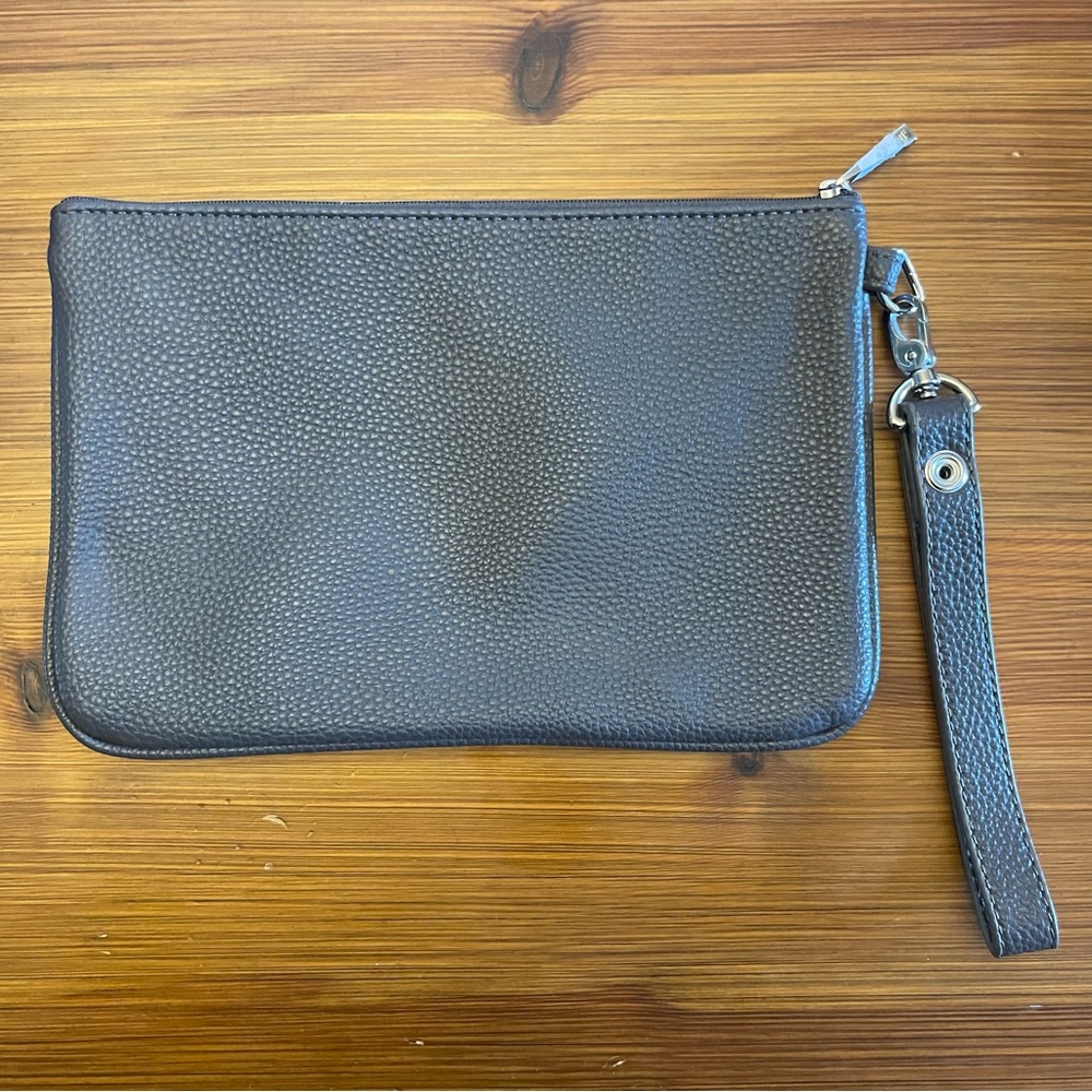 Jewell By Thirty-One Charcoal Grey Pebbled Leather Clutch / Wristlet with Strap - Picture 2 of 5